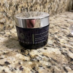 Monat Charcoal Gelee Masque